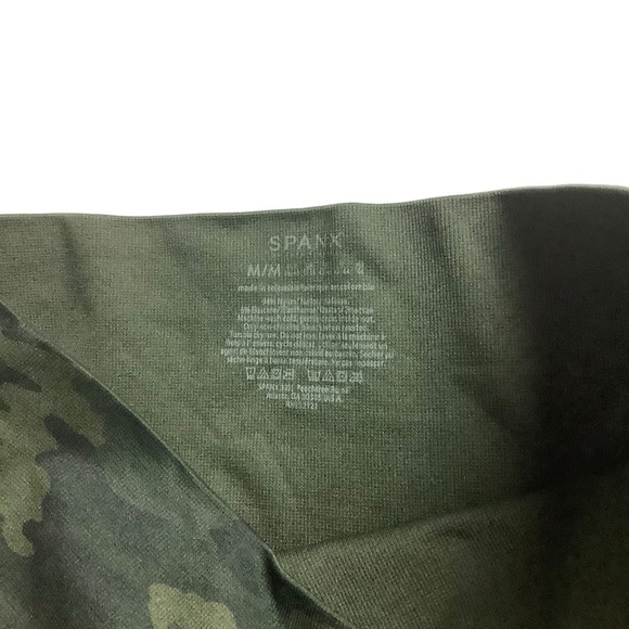 SPANX Green Camo Look At Me Now Leggings Size Medium - Picture 4 of 7